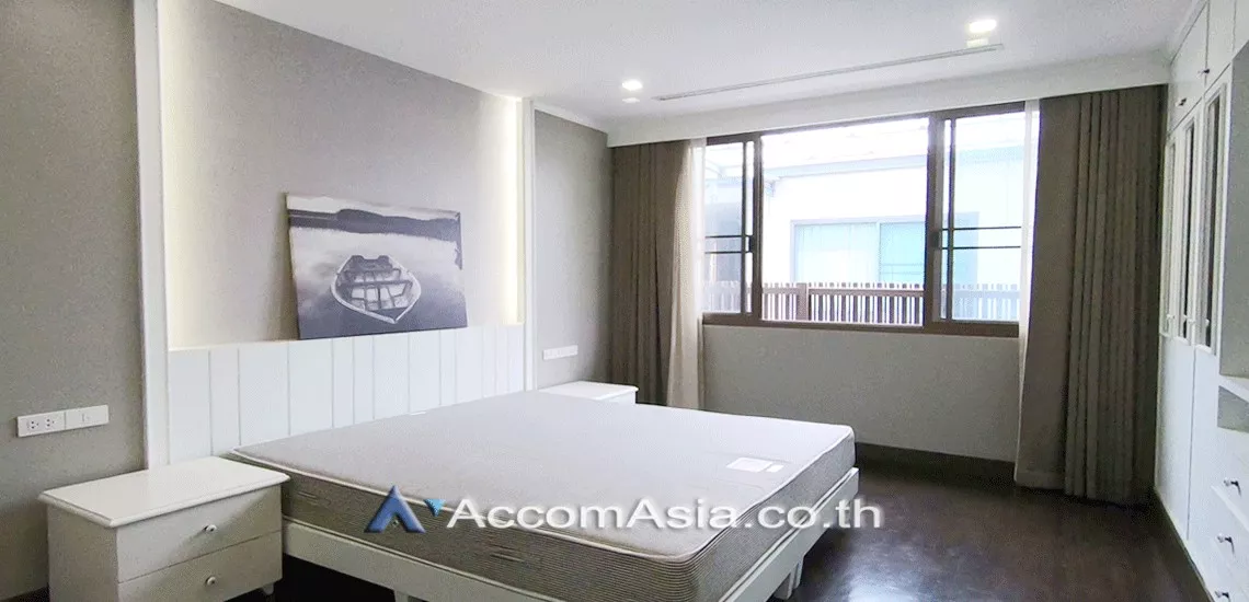 11  2 br Apartment For Rent in Ploenchit ,Bangkok BTS Ploenchit at Step to Lumpini Park AA30471