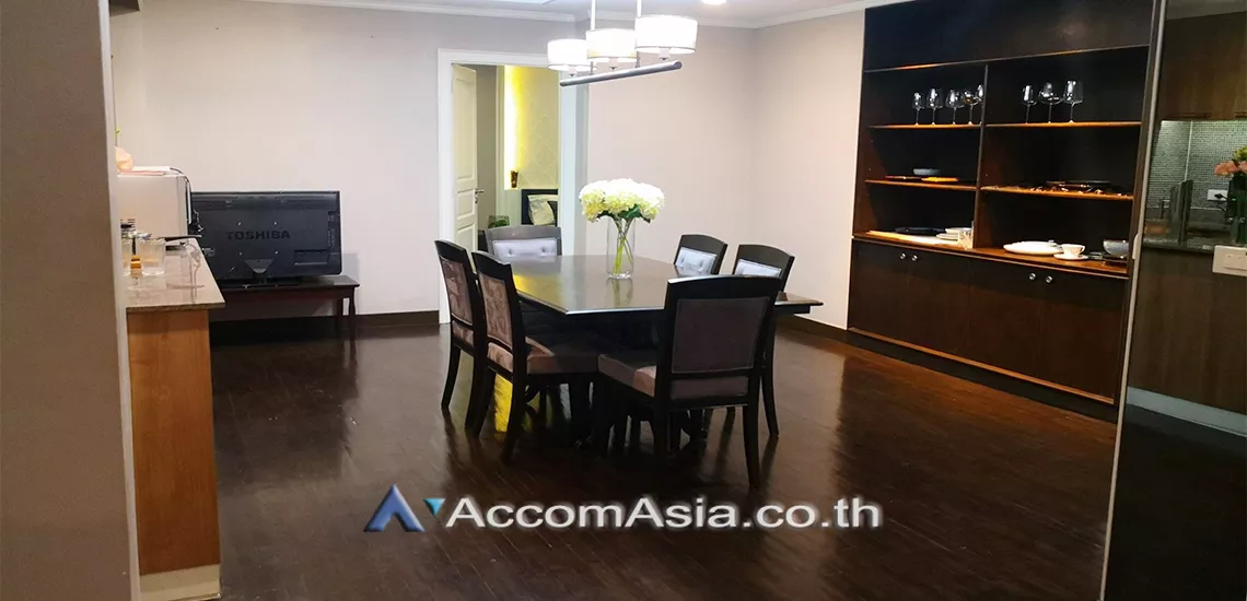 7  2 br Apartment For Rent in Ploenchit ,Bangkok BTS Ploenchit at Step to Lumpini Park AA30471