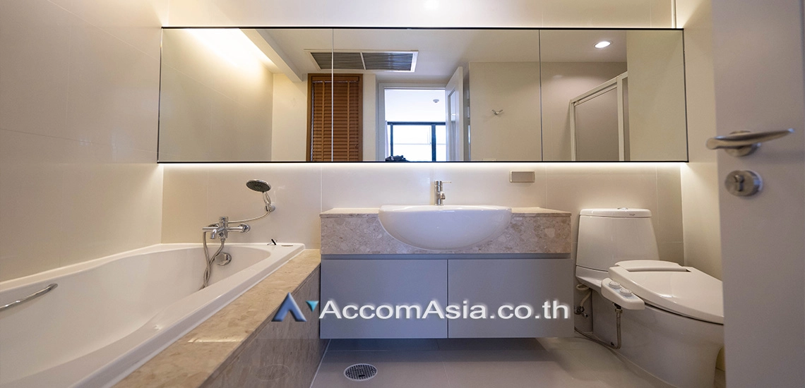 6  1 br Apartment for rent and sale in Ploenchit ,Bangkok BTS Ploenchit at Set on Landscape Court Yard AA30472