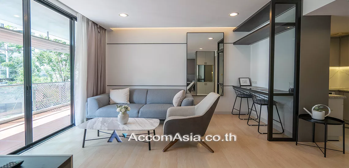  2  1 br Apartment For Rent in Ploenchit ,Bangkok BTS Ploenchit at Set on Landscape Court Yard AA30473