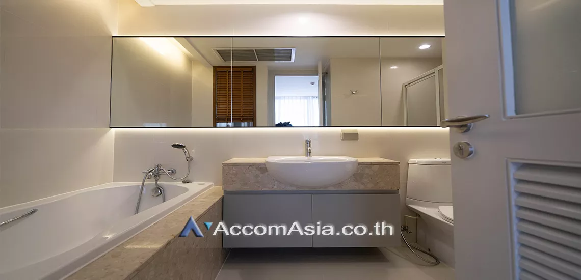 6  1 br Apartment For Rent in Ploenchit ,Bangkok BTS Ploenchit at Set on Landscape Court Yard AA30473
