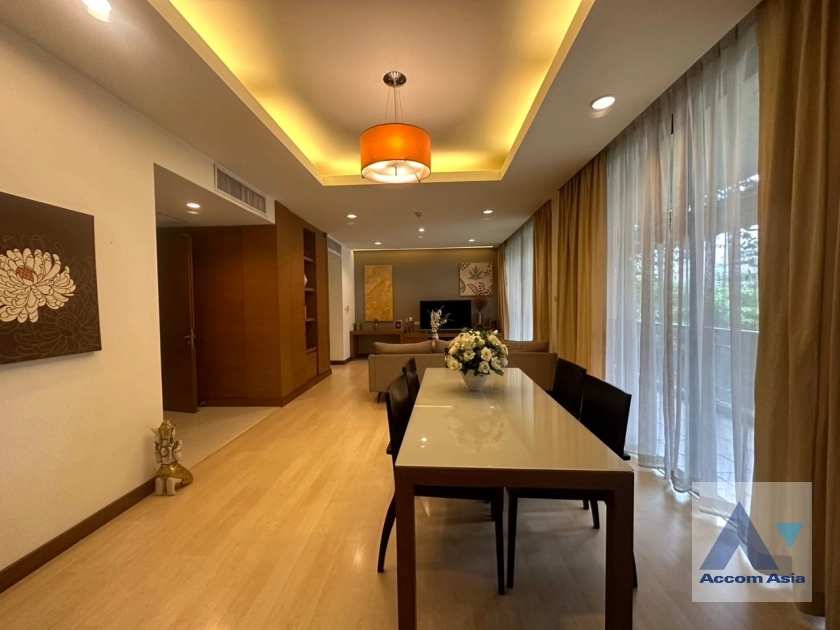 5  3 br Apartment for rent and sale in Ploenchit ,Bangkok BTS Ploenchit at Set on Landscape Court Yard AA30474