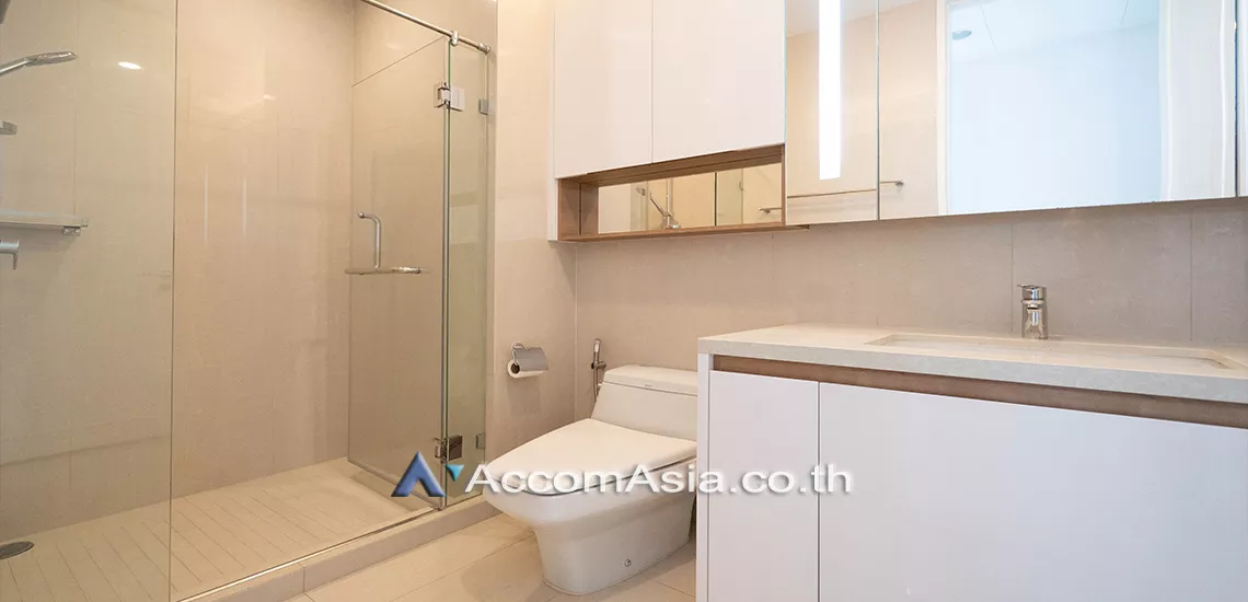 8  2 br Condominium For Rent in Ploenchit ,Bangkok BTS Chitlom at Q Langsuan  AA30475