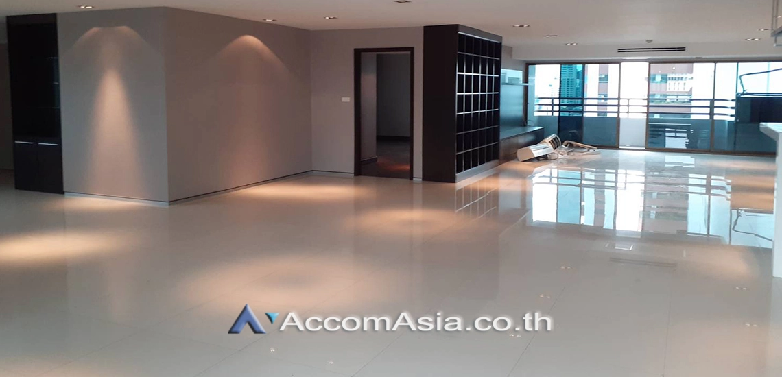 unit 3 Bedrooms  Condominium For Rent & Sale in Sukhumvit, Bangkok  near BTS Asok - MRT Sukhumvit (AA30477)