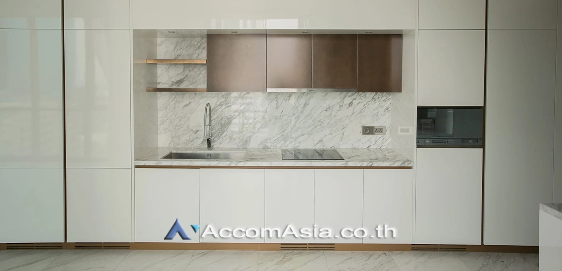 unitPet friendly | Elegant Corner condominium with Marble Finishes in Sukhumvit (AA30485)