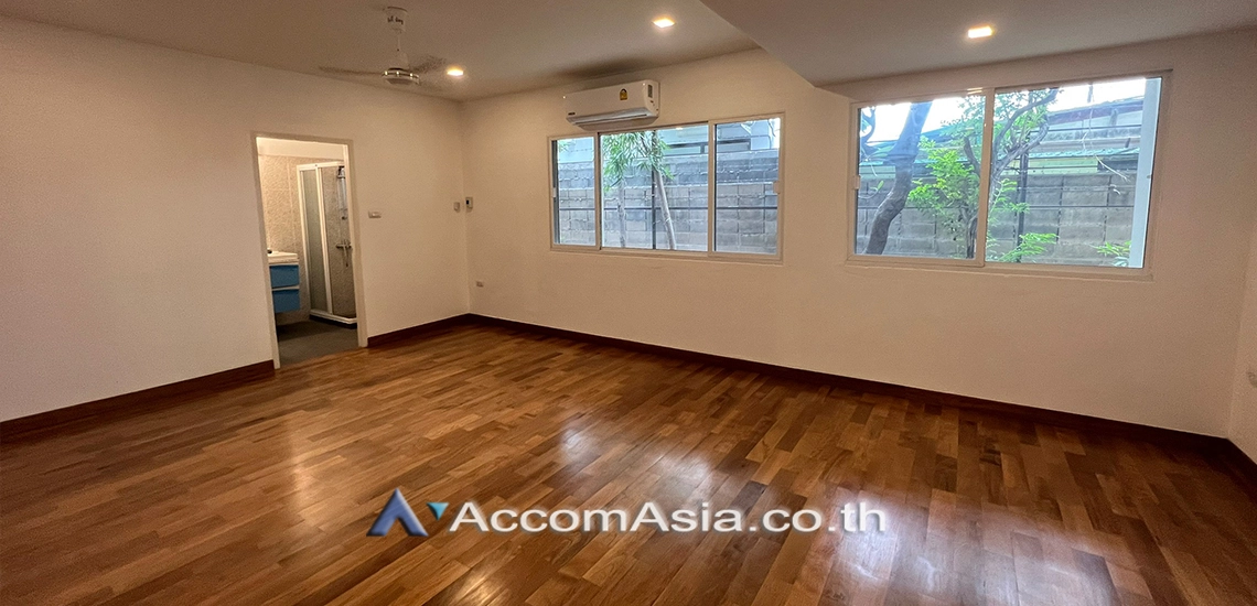 27  4 br House for rent and sale in New Phetchaburi ,Bangkok  at Thai Village AA30492