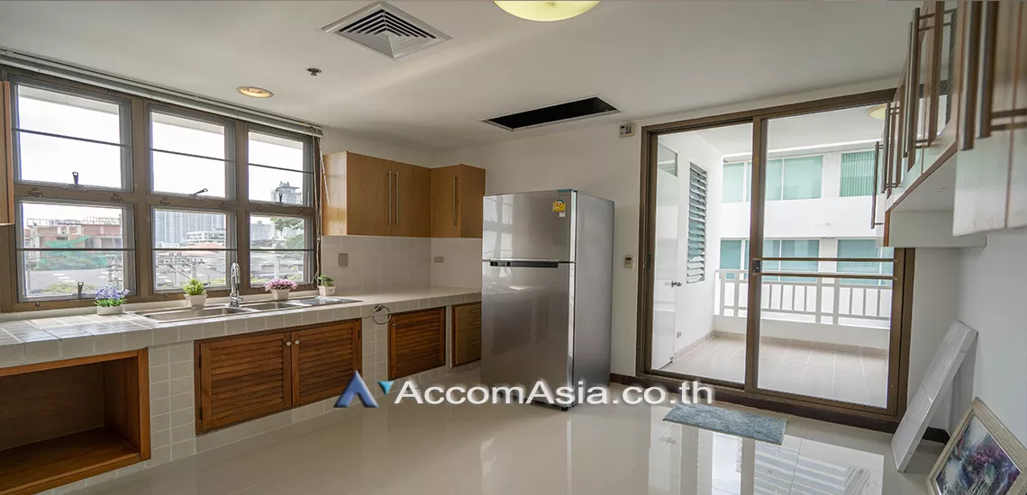 7  2 br Apartment For Rent in Sathorn ,Bangkok BRT Thanon Chan at The Spacious And Bright Dwelling AA30493