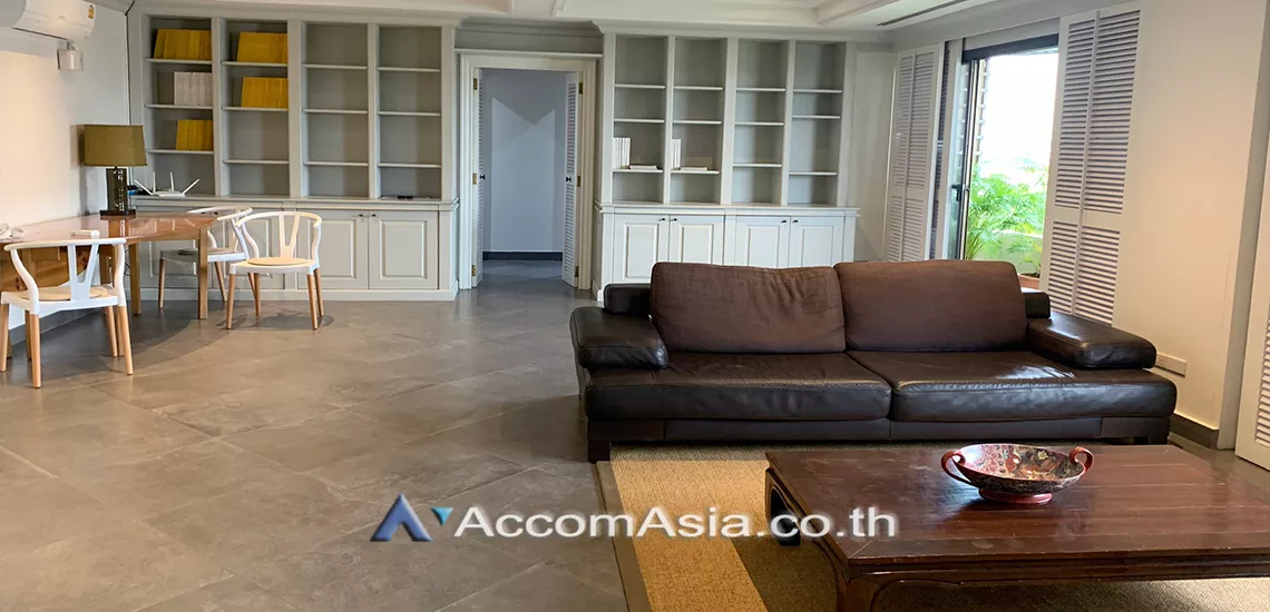  3 Bedrooms  Condominium For Rent in Sathorn, Bangkok  near MRT Lumphini (AA30515)