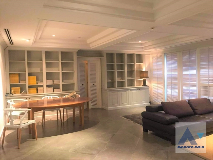 unit 3 Bedrooms  Condominium For Rent in Sathorn, Bangkok  near MRT Lumphini (AA30515)