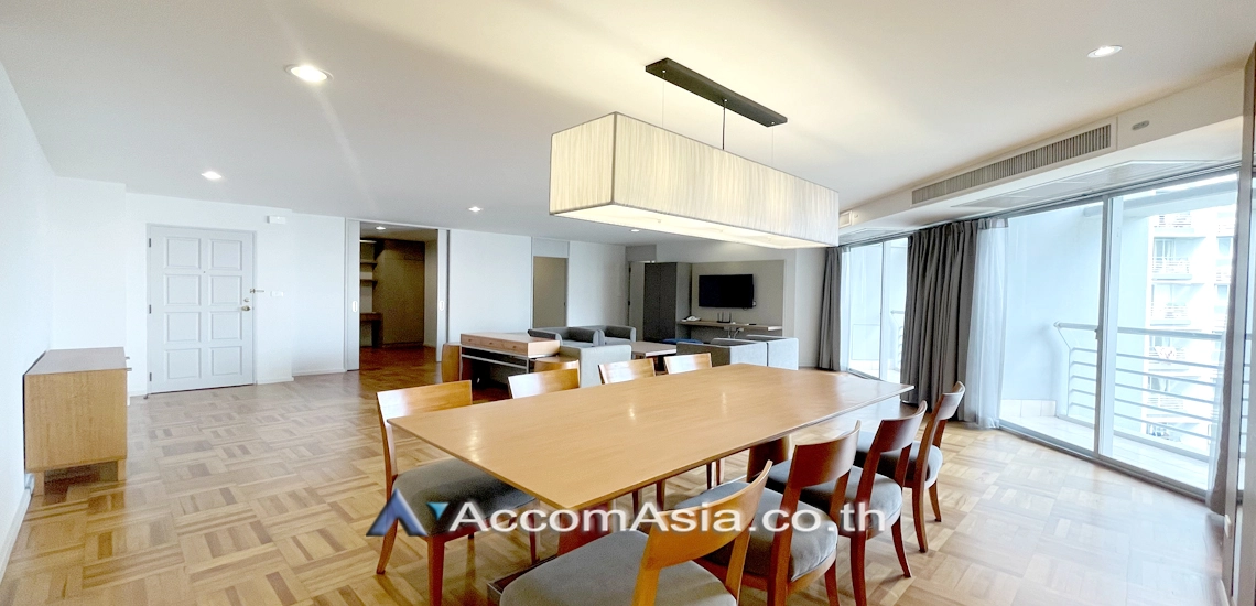 unit 3 Bedrooms  Apartment For Rent in Sathorn, Bangkok  near BRT Thanon Chan (AA30523)