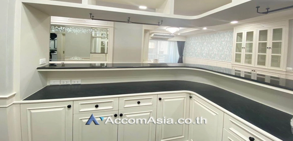 4  2 br Condominium For Sale in Sukhumvit ,Bangkok BTS Thong Lo at Le Premier II AA30525