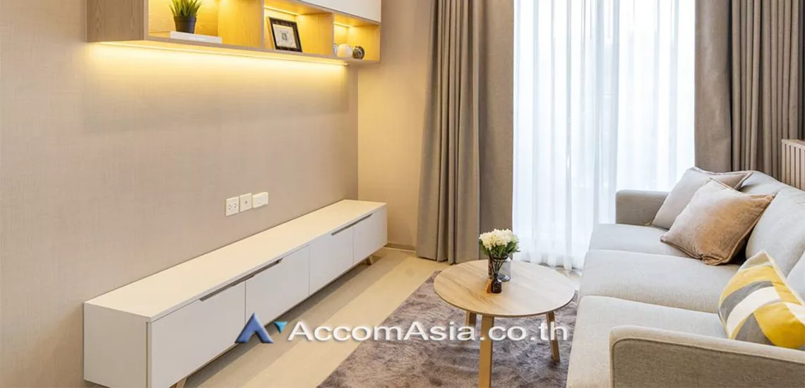 unit 2 Bedrooms  Condominium For Rent in Sukhumvit, Bangkok  near BTS Ekkamai (AA30530)