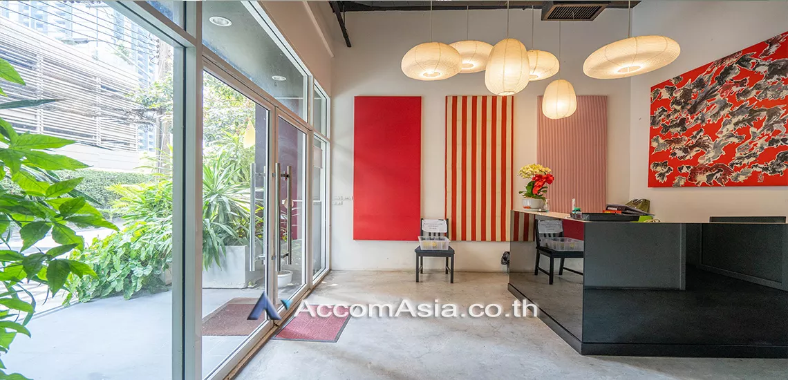 15  Condominium For Sale in Sukhumvit ,Bangkok BTS Thong Lo at Moon Tower AA30532