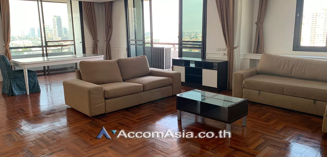  1  3 br Apartment For Rent in Phaholyothin ,Bangkok BTS Ari at Simply Delightful - Convenient AA30535