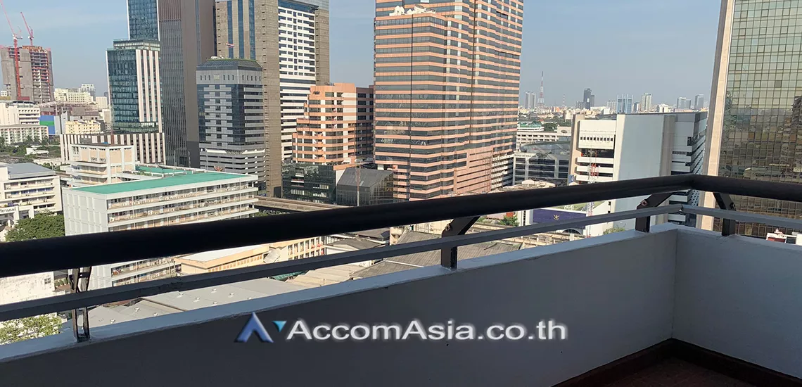 12  3 br Apartment For Rent in Phaholyothin ,Bangkok BTS Ari at Simply Delightful - Convenient AA30535