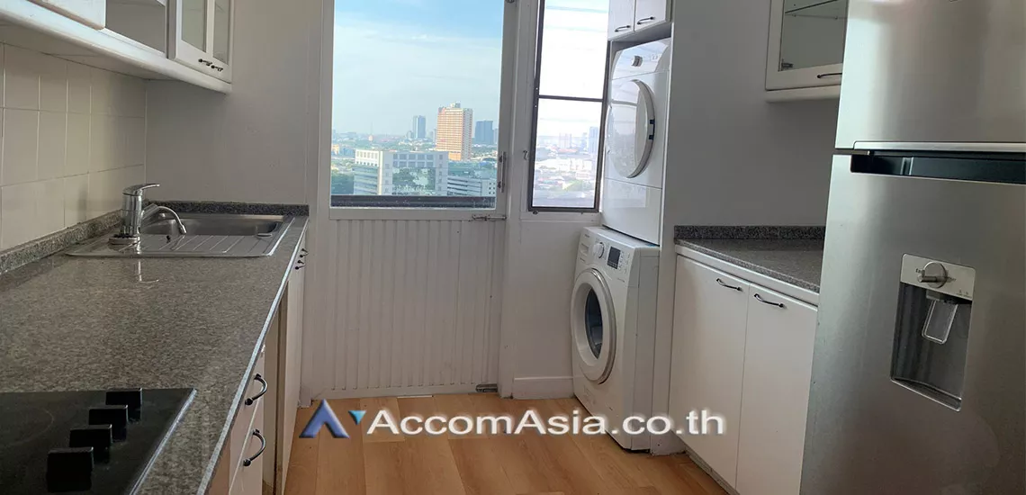7  3 br Apartment For Rent in Phaholyothin ,Bangkok BTS Ari at Simply Delightful - Convenient AA30535