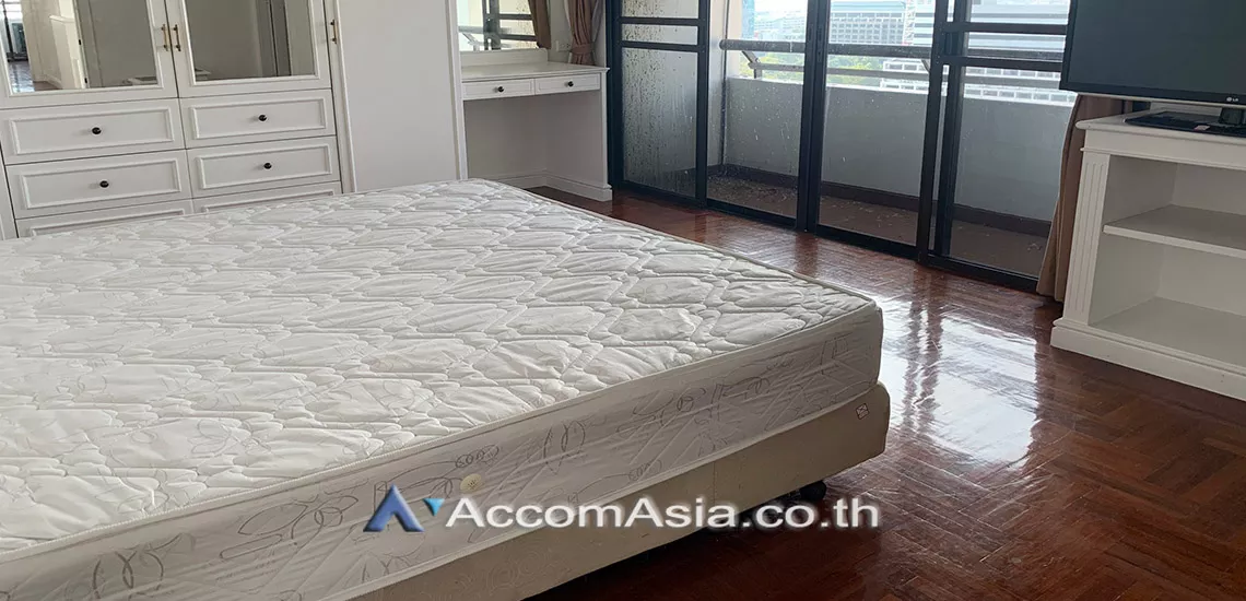 10  3 br Apartment For Rent in Phaholyothin ,Bangkok BTS Ari at Simply Delightful - Convenient AA30535