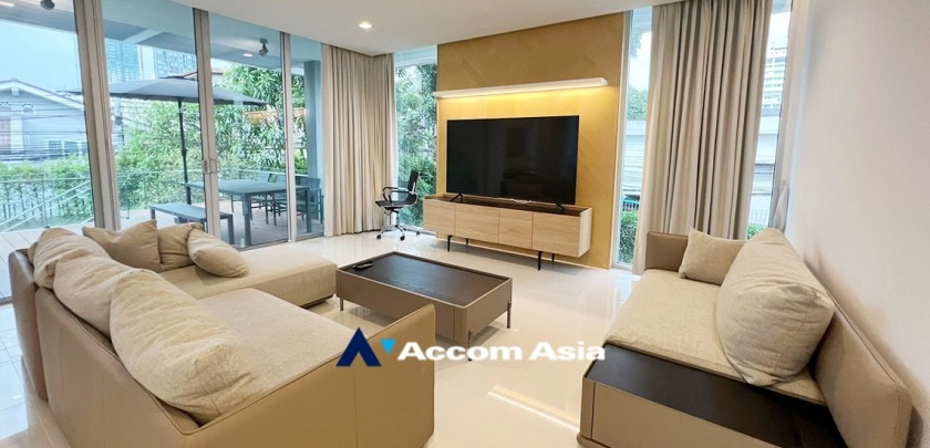 10  3 br House For Rent in Ratchadaphisek ,Bangkok MRT Phetchaburi at Hem 52 At Rama 9 AA30548