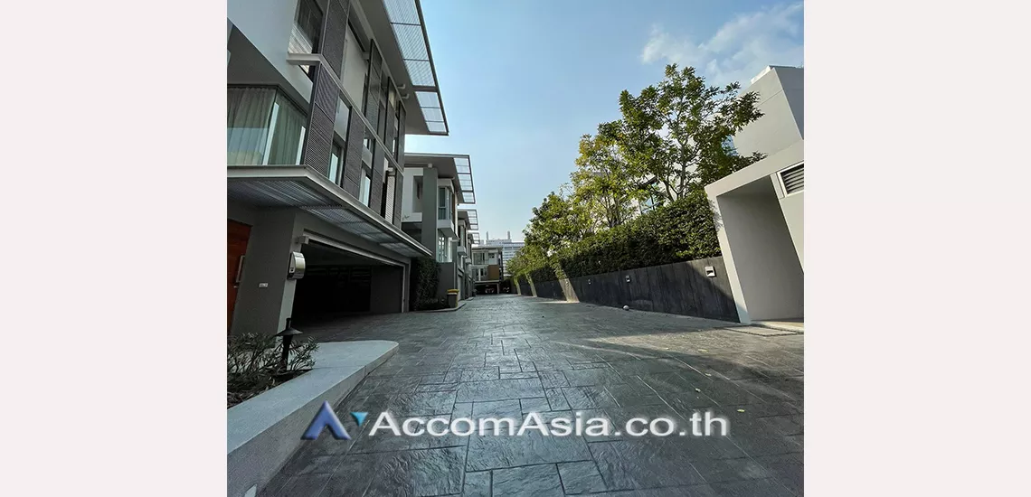 6  2 br House for rent and sale in Ratchadaphisek ,Bangkok MRT Phetchaburi at Modern Executive Houses Compound AA30549