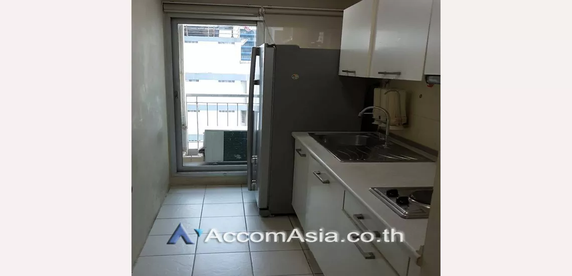  1  2 br Condominium For Rent in Silom ,Bangkok BTS Chong Nonsi at Life at Sathorn AA30557