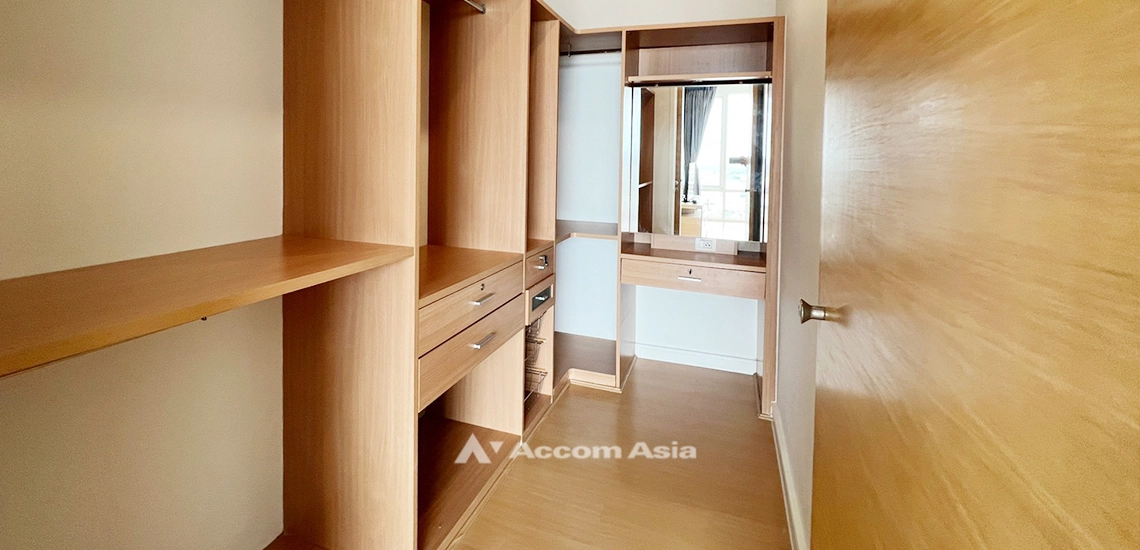 30  3 br Condominium For Rent in Sukhumvit ,Bangkok BTS Ekkamai at Fullerton Sukhumvit AA30567