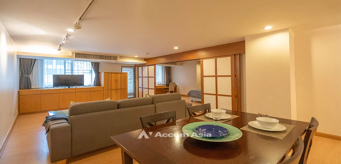 1  1 br Apartment for rent and sale in Ploenchit ,Bangkok BTS Ratchadamri at Step to Lumpini Park AA30570