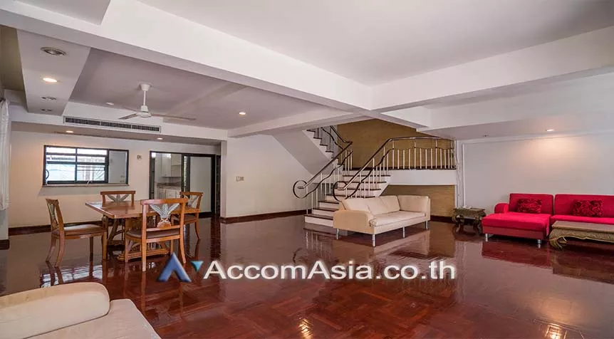  1  3 br Townhouse For Rent in Sukhumvit ,Bangkok BTS Phrom Phong at Townhouse in compound AA30582