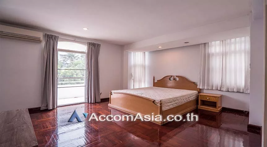 5  3 br Townhouse For Rent in Sukhumvit ,Bangkok BTS Phrom Phong at Townhouse in compound AA30582
