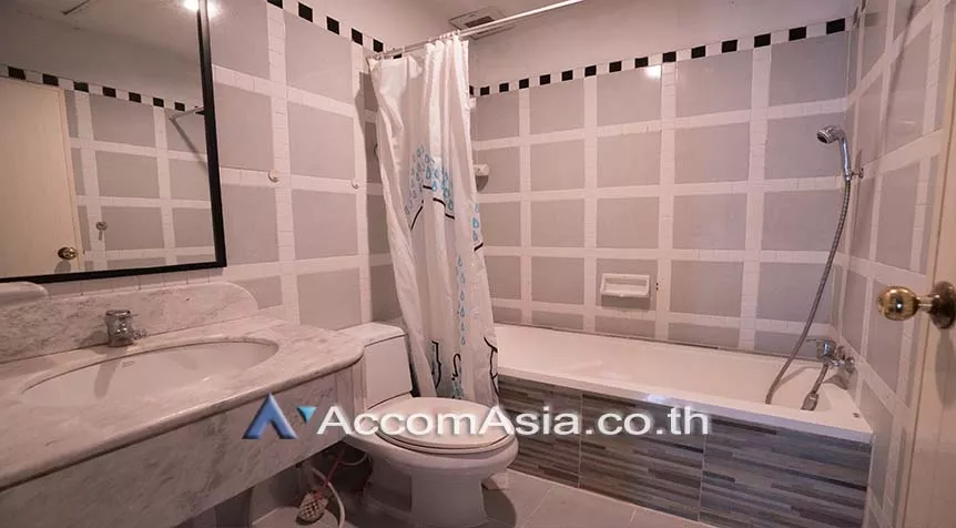 9  3 br Townhouse For Rent in Sukhumvit ,Bangkok BTS Phrom Phong at Townhouse in compound AA30582