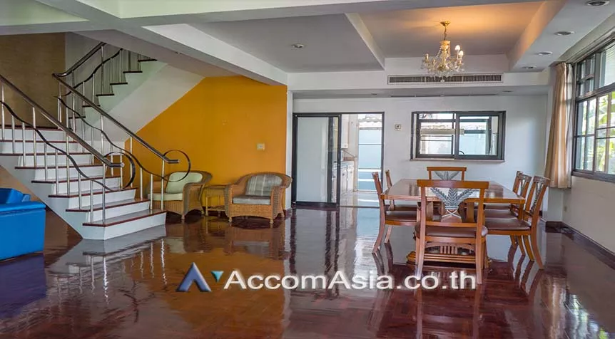  1  3 br Townhouse For Rent in Sukhumvit ,Bangkok BTS Phrom Phong at Townhouse in compound AA30583