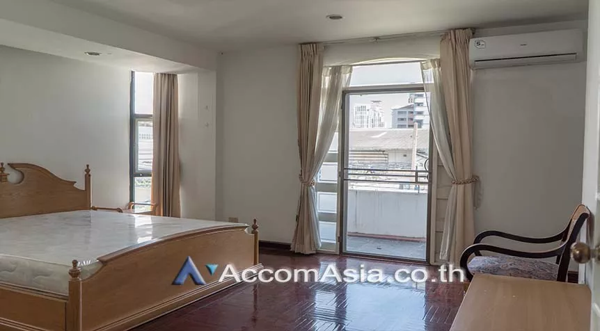7  3 br Townhouse For Rent in Sukhumvit ,Bangkok BTS Phrom Phong at Townhouse in compound AA30583