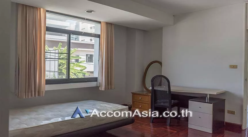 8  3 br Townhouse For Rent in Sukhumvit ,Bangkok BTS Phrom Phong at Townhouse in compound AA30583