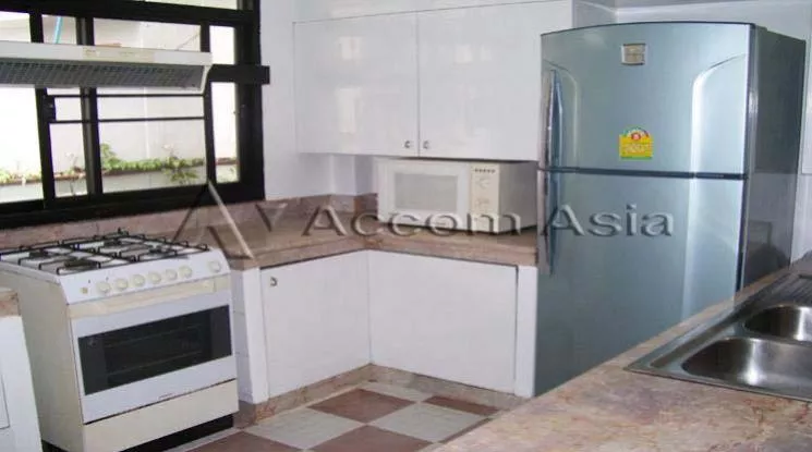 5  3 br Townhouse For Rent in Sukhumvit ,Bangkok BTS Phrom Phong at Townhouse in compound AA30584