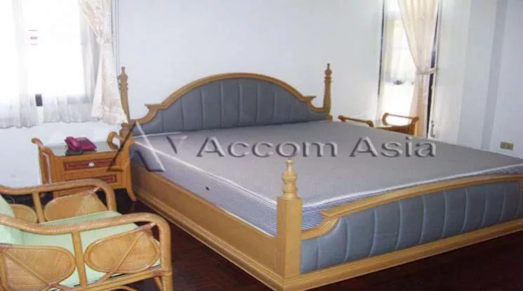 6  3 br Townhouse For Rent in Sukhumvit ,Bangkok BTS Phrom Phong at Townhouse in compound AA30584