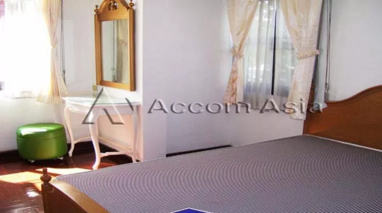 7  3 br Townhouse For Rent in Sukhumvit ,Bangkok BTS Phrom Phong at Townhouse in compound AA30584