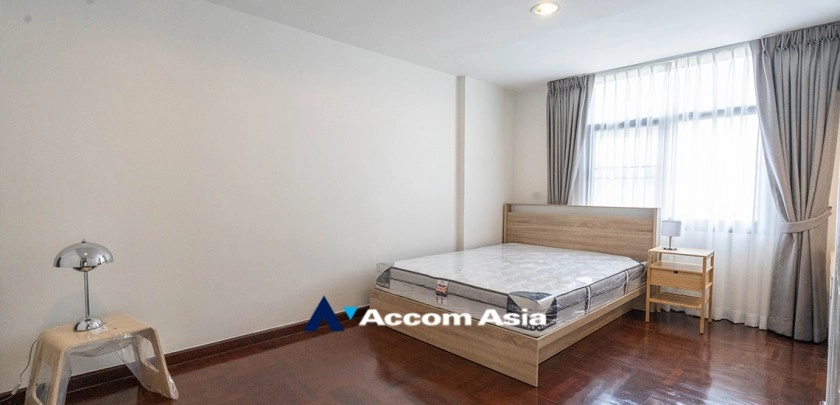12  3 br Townhouse For Rent in Sukhumvit ,Bangkok BTS Phrom Phong at Townhouse in compound AA30585