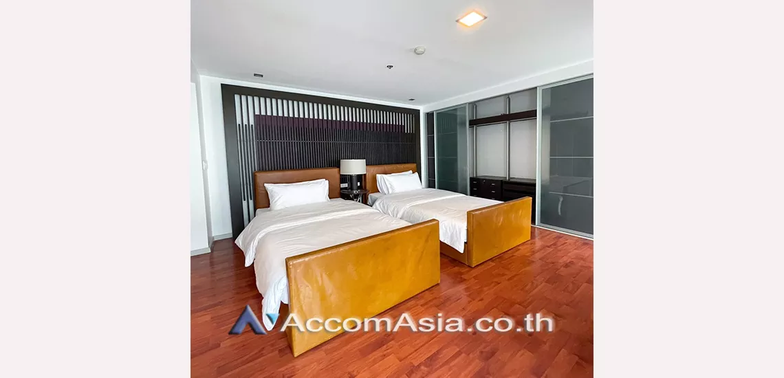 12  3 br Apartment For Rent in Sukhumvit ,Bangkok BTS Thong Lo at Fully Furnished Suites AA30601