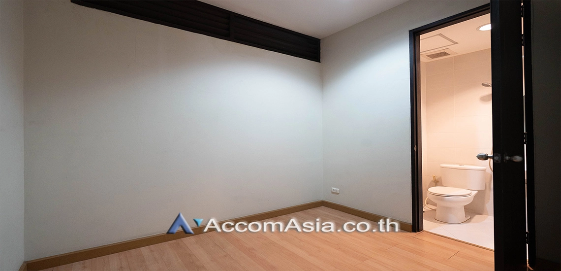 9  3 br Condominium for rent and sale in Sukhumvit ,Bangkok BTS Asok - MRT Sukhumvit at CitiSmart Sukhumvit 18 AA30602