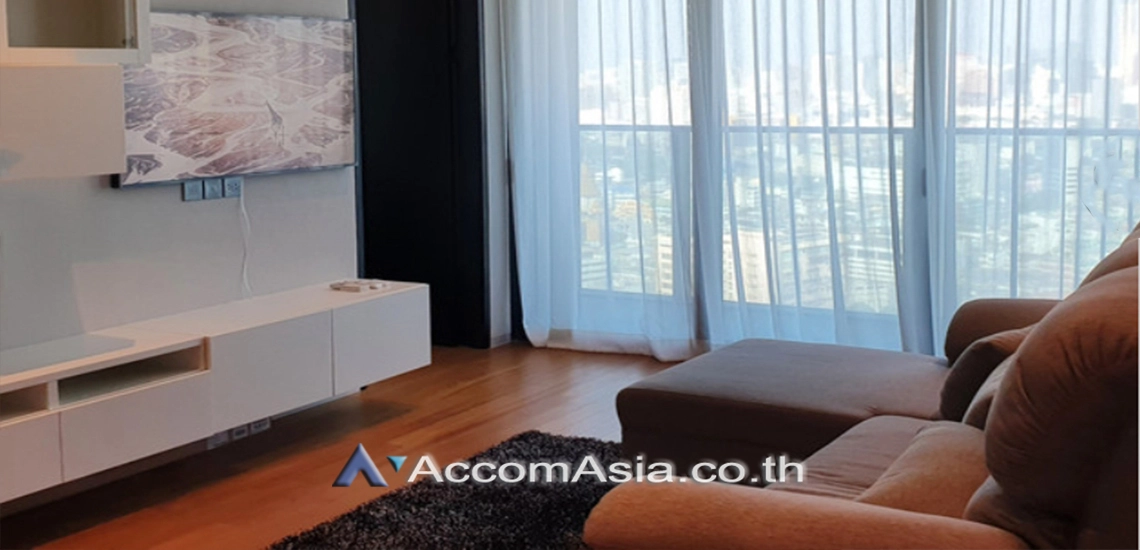  1 Bedroom  Condominium For Rent & Sale in Charoennakorn, Bangkok  near BTS Krung Thon Buri (AA30607)