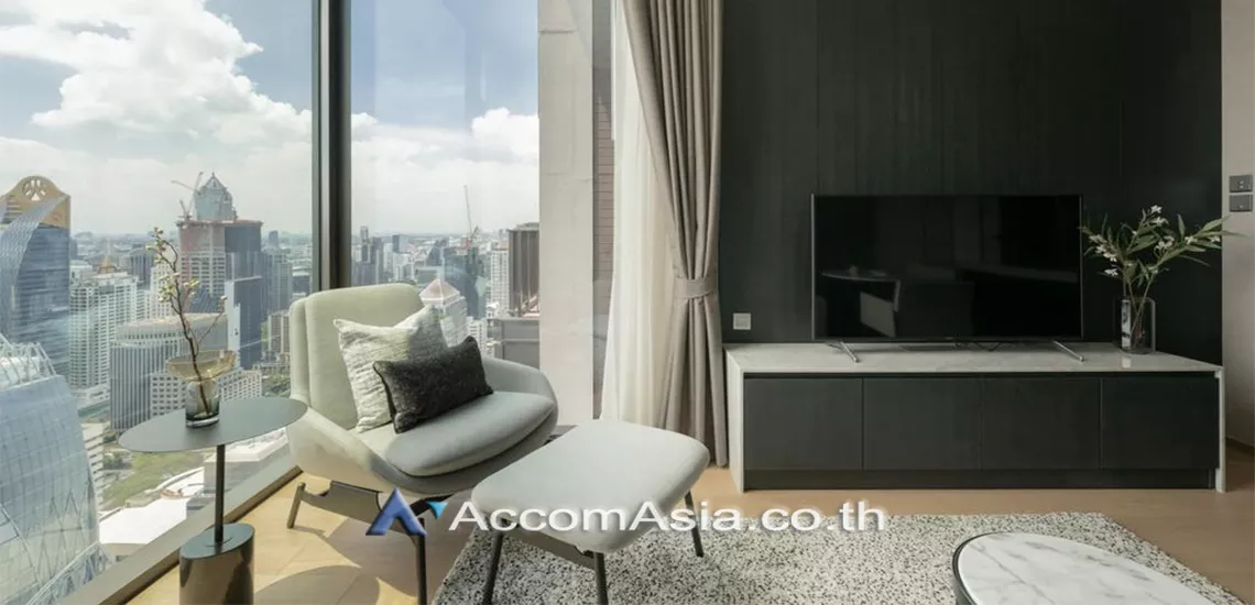  1 Bedroom  Condominium For Rent & Sale in Ploenchit, Bangkok  near BTS Chitlom (AA30610)