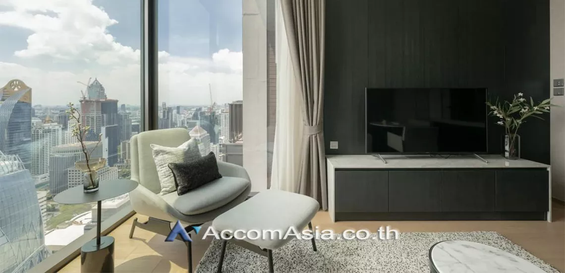 unit 1 Bedroom  Condominium For Rent & Sale in Ploenchit, Bangkok  near BTS Chitlom (AA30610)