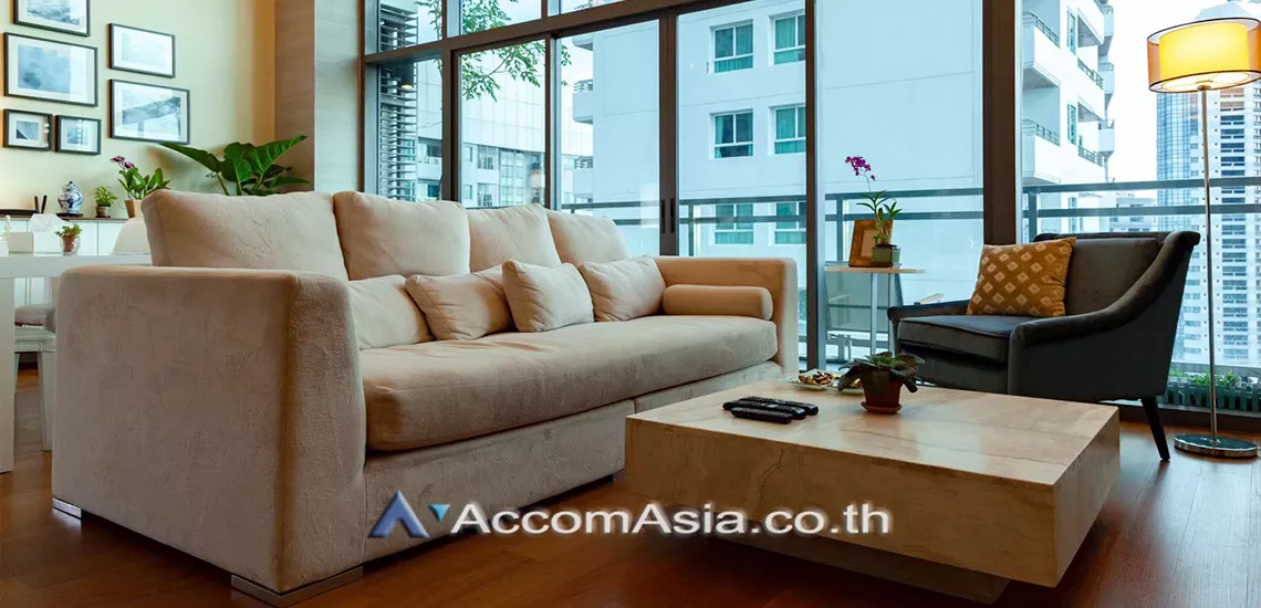 Duplex Condo |  3 Bedrooms  Condominium For Rent in Sukhumvit, Bangkok  near BTS Phrom Phong (AA30612)