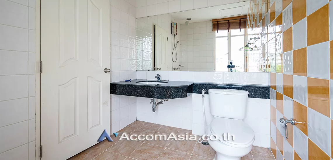 28  4 br House For Rent in Sukhumvit ,Bangkok BTS Thong Lo at Baan Klang Krung Thonglor AA30618