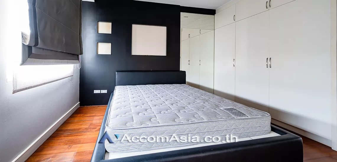 15  4 br House For Rent in Sukhumvit ,Bangkok BTS Thong Lo at Baan Klang Krung Thonglor AA30618
