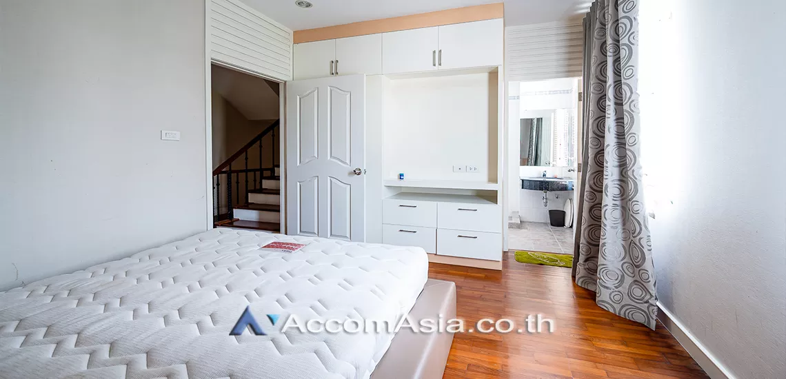 20  4 br House For Rent in Sukhumvit ,Bangkok BTS Thong Lo at Baan Klang Krung Thonglor AA30618