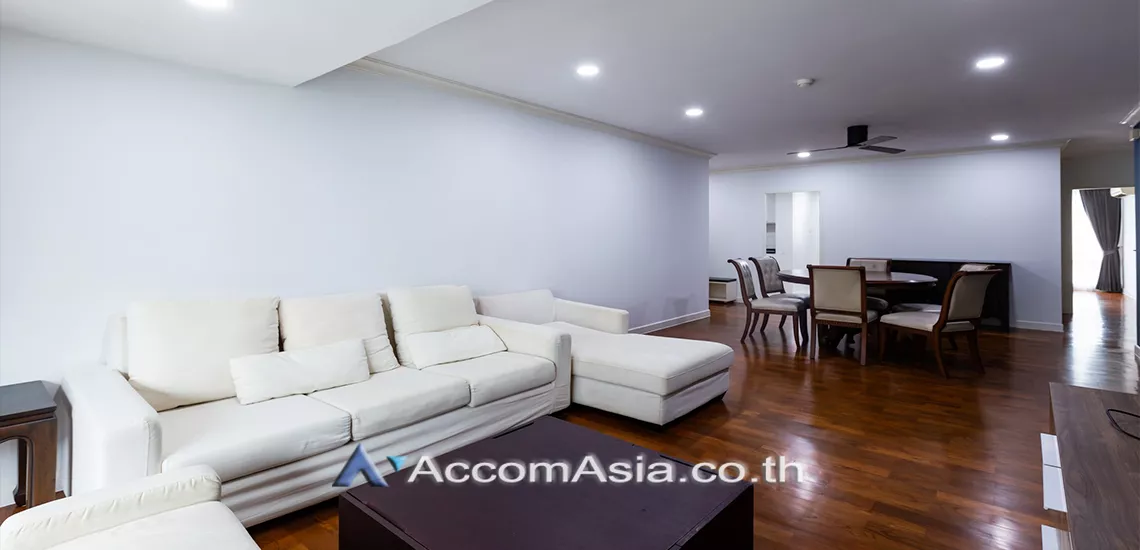 unit 3 Bedrooms  Condominium For Rent in Sukhumvit, Bangkok  near BTS Asok - MRT Sukhumvit (AA30619)