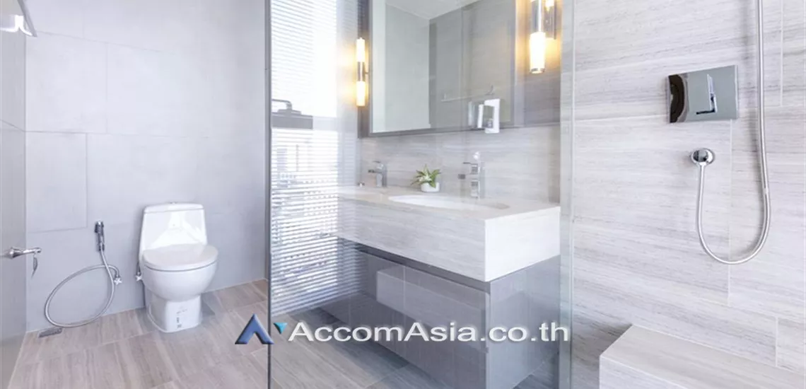 20  2 br Condominium For Rent in Silom ,Bangkok BTS Surasak at The Diplomat Sathorn AA30620