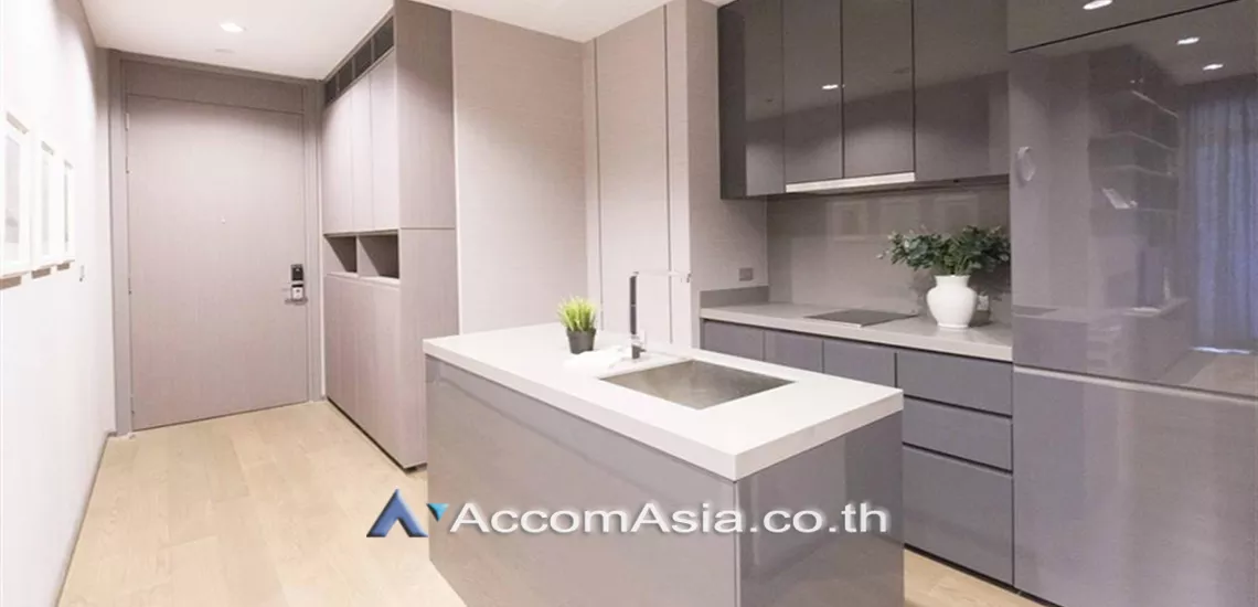 10  2 br Condominium For Rent in Silom ,Bangkok BTS Surasak at The Diplomat Sathorn AA30620