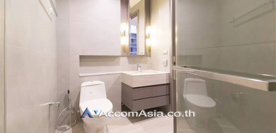 21  2 br Condominium For Rent in Silom ,Bangkok BTS Surasak at The Diplomat Sathorn AA30620