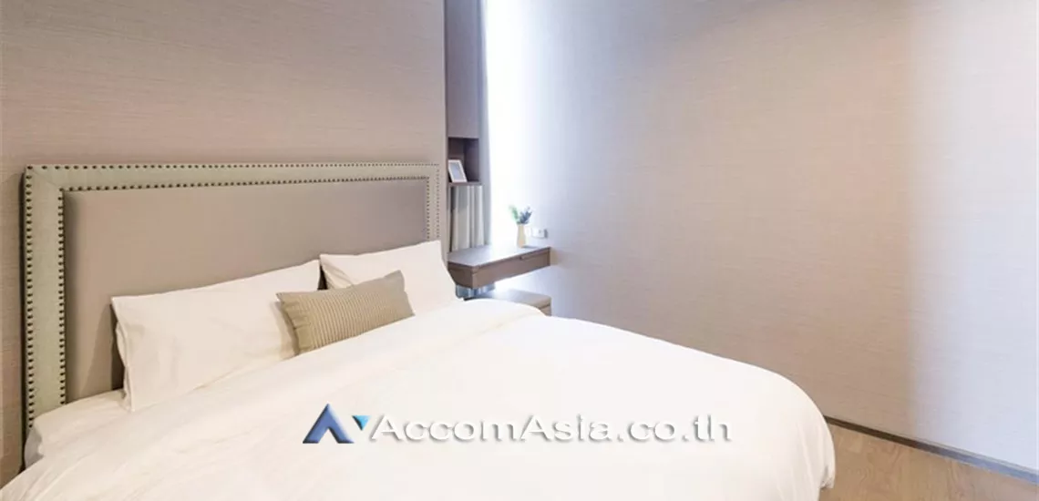 16  2 br Condominium For Rent in Silom ,Bangkok BTS Surasak at The Diplomat Sathorn AA30620